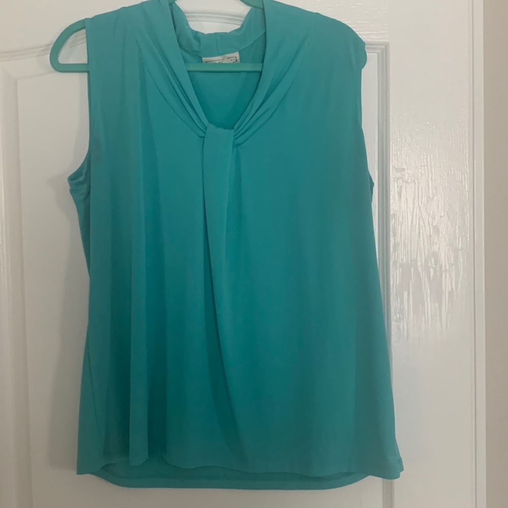 Teal v neck sleeveless blouse